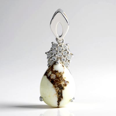 Cavill - Zilveren Hanger 925 Sterling Zilver - Braziliaanse Magnesiet 7,29 ct Peervorm - 0,323 ct Witte Topaas - Elegant Design 34x12 mm