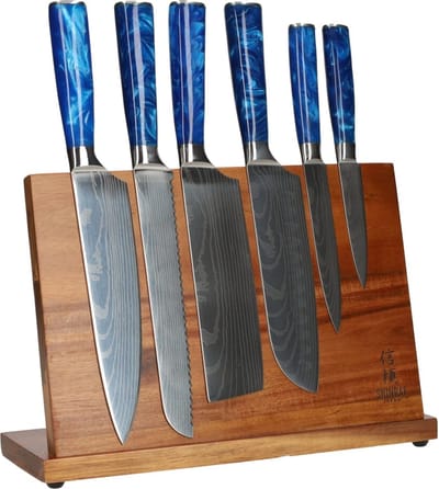 Shinrai Knives Messenset met Blok - 6 delig – Koksmes - Messen met Damascus Print - Epoxy Sapphire - Magnetische Messenhouder Enkelzijdig - Met Luxe Geschenkdoos - Messenhouder - Keukenmes - Koksmes