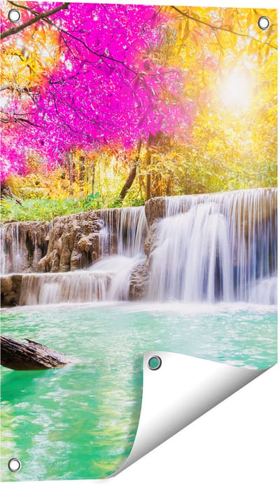 Gards Tuinposter Waterval met Groen Water en Roze Bladeren - 40x60 cm - Tuindoek - Tuindecoratie - Wanddecoratie buiten - Tuinschilderij