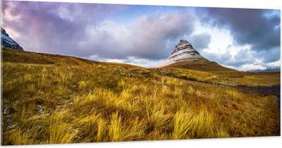 Acrylglas - Kirkjuffel Berg in IJsland - 200x100 cm Foto op Acrylglas (Wanddecoratie op Acrylaat)