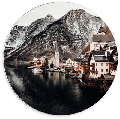 Forex Wandcirkel - Winters Dorpje - 70x70cm Foto op Wandcirkel (met ophangsysteem)