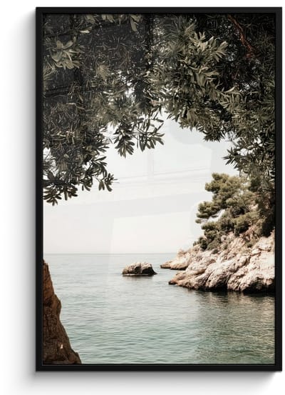 Poster in lijst - Fotolijst 80x120 cm - Posters - Rotsen - Zee - Boom - Groen - Posterlijst zwart - Decoratie - Wanddecoratie woonkamer - Muurdecoratie slaapkamer