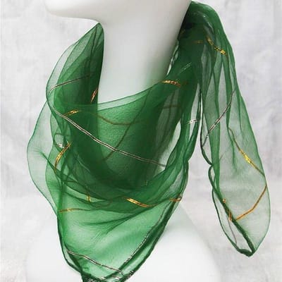 Lente en Zomer Dunne Dames Kleine Vierkante Sjaal, Zijden Sjaal, Versatile 70 * 70 Vierkante Sjaal met Gouddraad Decoratie groen