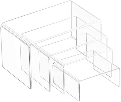 Heldere acryl display verhogers, 4 etalagekasten voor figuren, buffets, cupcakes en sieraden, met beschermfolie voor extra bescherming en stabiliteit.