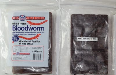 Ruto Rode muggenlarven diepvriesvoer | chocoladetablet 100 gram | voor aquariumvissen Diepvries