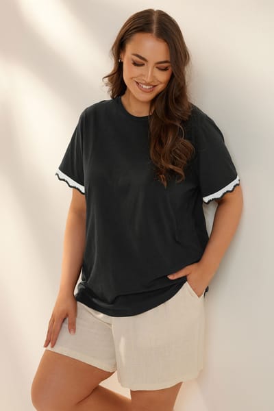 Yours Katoenen Tshirt Met Gehaakte Rand En Metallic Detail In Zwart Size 42