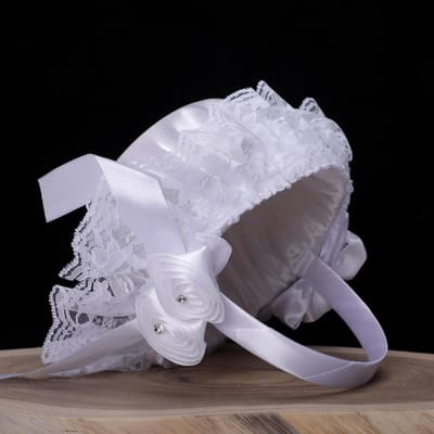Bruidsmand Bloemenmeisje - Ceremonie Mandje - Bruiloft Decoratie - Romantisch Satijn Design - 20 x 18 cm - Wit