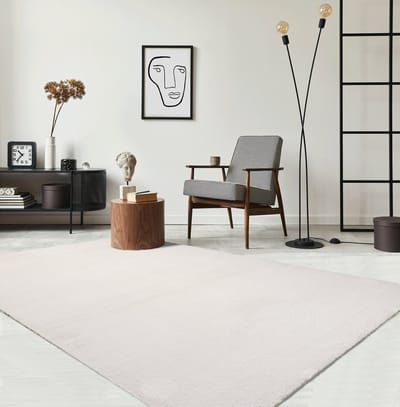 the carpet RELAX – Extra Zacht & Wasbaar Vloerkleed tot 30°C met Antislip Onderzijde – Fluweelachtige Structuur – Voor Slaapkamer of Woonkamer – Crème, 140 x 200 cm
