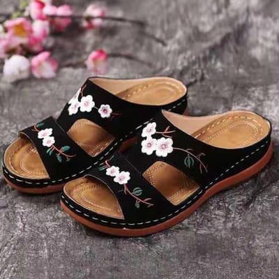 Nieuwe Dames Huis Sandalen Dikke Zool Casual Schoenen Dames Vrije Tijd Zomer Sleehak Sandalen Damesschoenen Dames Platform Muiltjes Pantoffel 43