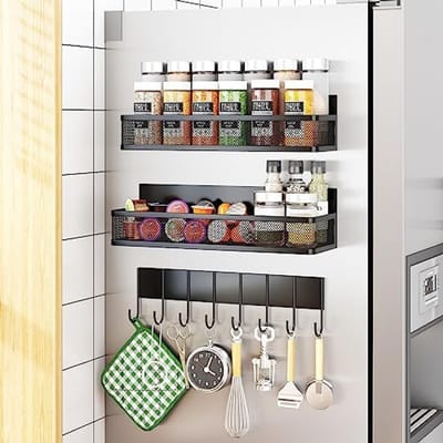 PromoHome Magnetisch Kruidenrek Koelkast Organizer - 3-Pack Zwarte Magnetische Planken met 8 Haken - Sterke Magneet Keukenopslag voor Kruiden, Keukengerei en Accessoires