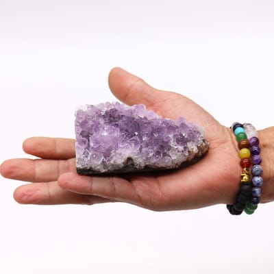 Middelgrote, natuurlijke, hoogwaardige amethistcluster (ongeveer 350-450 gram, 7,5-10 cm)