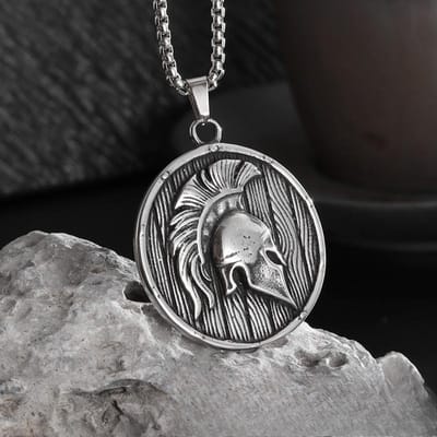 Pendentif Guerrier Spartiate en Acier Inoxydable pour Homme Collier Hip Hop Punk Accessoires Accessoires de Mode gray
