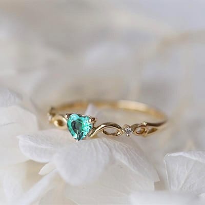 Exquise Eenvoudige Hartvormige Ring voor Dames Romantisch Verjaardagscadeau voor Vriendin. Modieuze Zirkonia Sieraden Ring voor Dames 10 gray