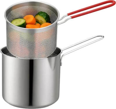 Lomera Mini Frituurpan - Frituurpan Met Mandje - 1.2 Liter - Geschikt Voor Gas - Rvs Frituurpan - Frituurmand Inbegrepen - Vlamverdeler Inbegrepen - Keukenaccessoire - Snacktang Inbegrepen - Eenvoudig Schoon Te Maken - Zilverkleurig Design