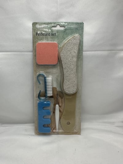 Pedicure set - 6-delige set - Voorzien van 2x schuurpads koraal kleurig + Blauw - Blauwe Nagelborstel - Puimsteen borstel - Blauwe Teenspreider - Nagelriem verwijderaar - Persoonlijke verzorging - Geschikt voor voeten - Pedicure setjes