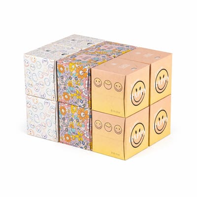 SmileyWorld® ultra zachte tissues - zakdoekjes - kleurrijke en gevarieerde ontwerpen - 3 unieke ontwerpen – compact formaat voor dagelijks gebruik - 12 sets kubusdozen met 48 vellen per doos- 12 x 48 stuks = 576 zakdoekjes-
