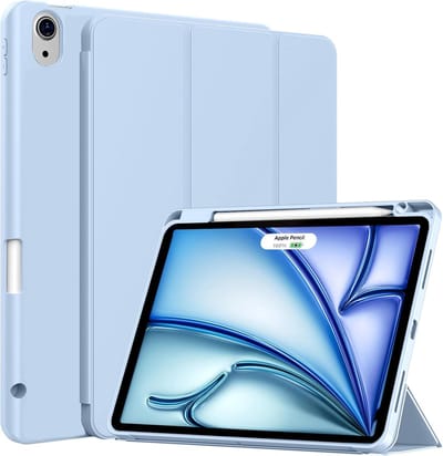 Hoes Geschikt voor Apple iPad Air 11 inch (2026, M4/2025, M3/2024, M2) - Licht Blauw - Casemania Tri Fold Tablet Case met Penhouder - Beschermhoes Smart Cover