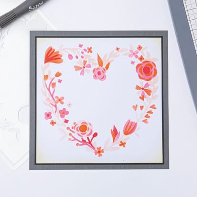 Layered stencil heart wreath - Sizzix