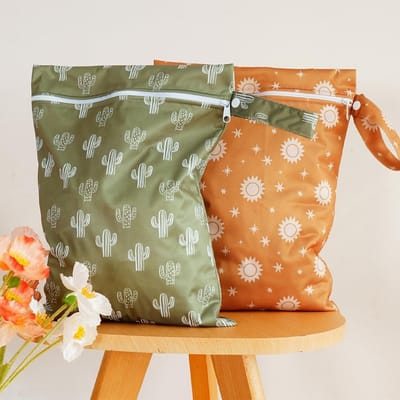 Luiertas 2 stuks - Natte droge tas - Organiseren onderweg - Waterafstotend materiaal - 26x36 cm - Groene cactus