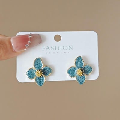 Lichtgroene Emaille Oliebloem Oorbellen met Steentjes voor Vrouwen Elegante Vier Bloeiende Bloemblaadjes Planten Oorbellen Schattige Trendy Feest Sieraden Cadeau gray