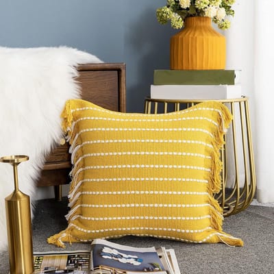 Decoratieve Boho Tassels Kussenhoezen van Gewoven Katoen voor Sofa en Slaapkamer - Geel en Wit 45 x 45 cm, Perfect voor Woonkamer en Interieurstyling
