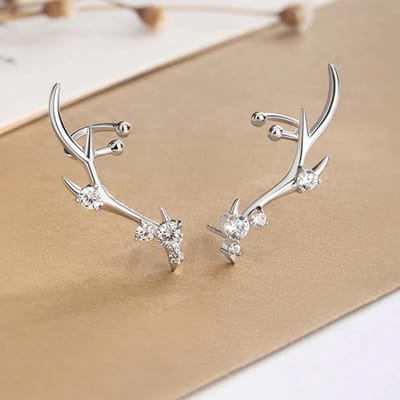 Huitan Gewei Eland Oorbellen voor Vrouwen Piercing Exquise Vrouwelijke Klim Oorbellen Dagelijks Dragen Feest Temperament Zoete Meisjes Sieraden gray