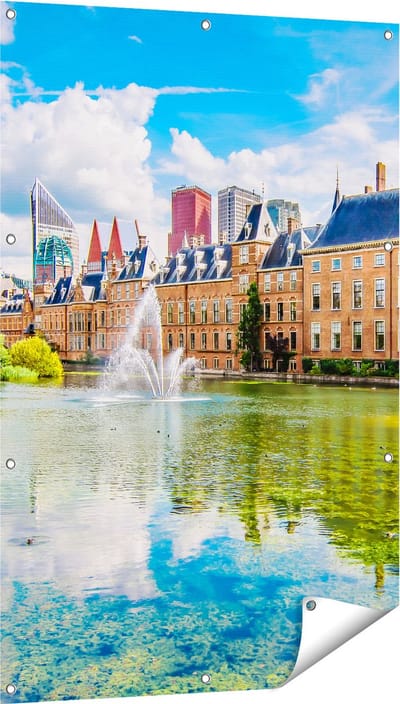 Gards Tuinposter Binnenhof met het Hofvijver in Den Haag - 80x120 cm - Tuindoek - Tuindecoratie - Wanddecoratie buiten - Tuinschilderij