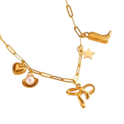Aramat Jewels | Halskettingen | Goudkleurige damesketting met speelse bedels – 45+5 cm | | | |1,5mm | Staal | Volwassenen | Verkleurd niet