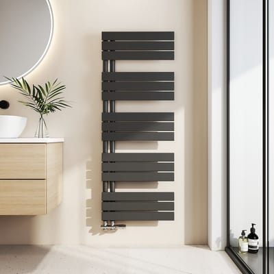EMKE Handdoekradiator - Plat Design - Mat Zwart - 132x50 cm - 661W - Badkamer Verwarming - CV Radiator