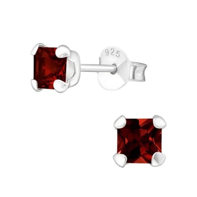 Aramat Jewels | Oorbellen | Schattige Vierkante Kinder Oorbellen Zilver | Donker Rood | |4mm | Zilver | Kinderen, Volwassenen | Verkleurd niet
