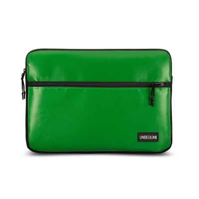 MacBook Pro 16 inch M5 case met vak (van gerecycled materiaal) - Groene laptop sleeve/hoes (2026)