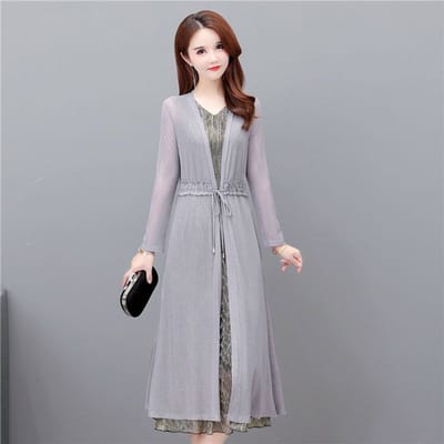 Zomer Lange Over de Knie Cardigan Dames Grote Maten Lange Mouwen Effen Kleur Zonwerende Jas Slanke Kant Tailleband Cardigan 4XL grijze kleur