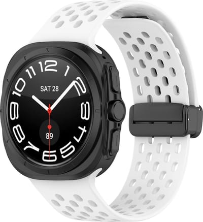 By Qubix - Compatible Samsung bandje - D-buckle siliconen sportband - Wit - Geschikt voor Samsung Galaxy Watch Ultra / Ultra 2 - 47mm