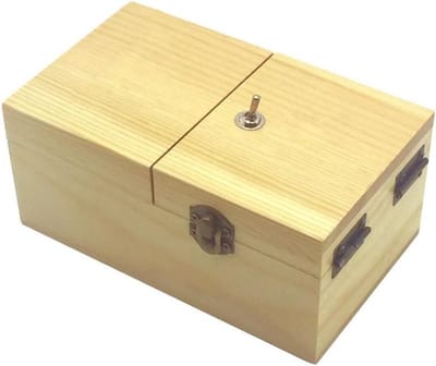 Houten Onbruikbare Doos - Speelgoed Gadget - Stress Verlichten - Volledig Massief Hout - 20 x 135 x 105 cm
