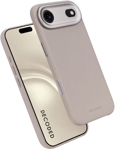 DECODED Leren Hoesje voor iPhone 17 Air - Premium ECCO Leer - Geschikt voor MagSafe - 1,2 Meter Valbescherming - Camerabescherming - Krasbestendig - Metalen Knoppen - Beige