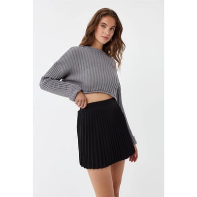 Getailleerde Cropped Trui met Ronde Hals