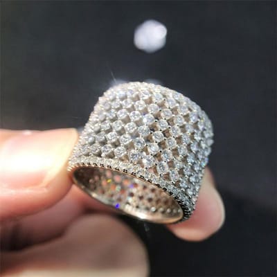 Huitan Volledig Schitterende Zirkonia Brede Ringen voor Vrouwen Mode Luxe Trouwringen Vingeraccessoires Stijlvolle Ringen Sieraden 10 gray