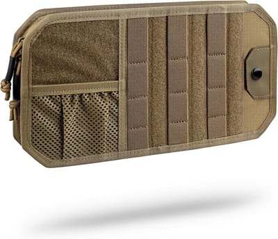Famanu – Zonneklep Organizer - Autoaccessoires met Opbergzakje met Ritssluiting en Brillenklem - Halfstijf Molle-paneel met Patch (Geschikt voor de meeste Auto's - SUV's en Vrachtwagens)