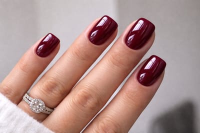Lumière couture ® - Plaknagels - BordeauxRood- Donker Rood- press on nails - kunstnagels - korte plak nagels - nepnagels- nagelset- zelfklevende nagels- zonder lijm - fake nails-
