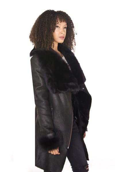Dames zwarte merino shearling jas met Toscana kraag-Fortaleza