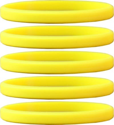 Dinilu - 60 x Smalle Siliconen Armbanden Geel - voor volwassenen