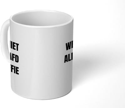 Mok - 275 ML - Koffiemok Collega - Koffietas geschenk - Koffiebeker Papa - Mokken - Koffietassen Humor - Spreuken - Quote - Ik ben niet verslaafd - Grote theemok - Theemokken groot - Leuke thee mok - Thee tas Mama - Grappige cadeaus