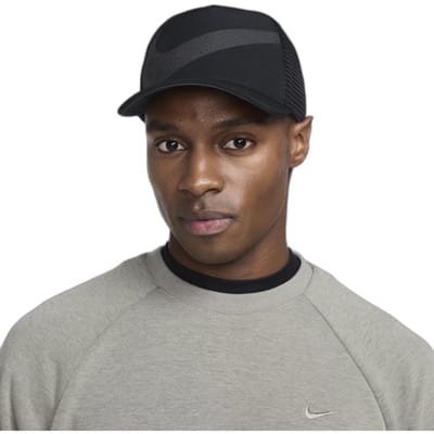 Nike Trucker Petten Unisex - Zwart - Maat L/XL