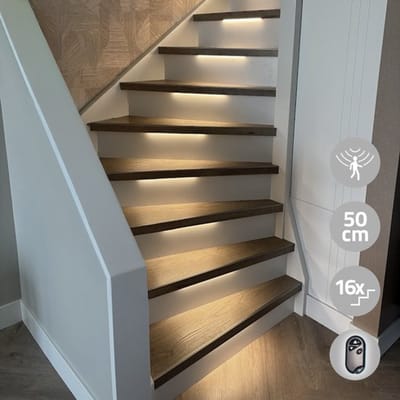 Trapverlichting led met bewegingssensoren - 16 treden - 50 cm - Helder Wit (4000K) - 420 lm - Met draadloze 3-knops-dimmer (RF) - Complete set voor max. 16 treden