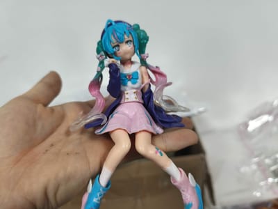 Hatsune Miku Desktop Schattig Actiemodel 11cm Neko T-shirt Versie. Anime Figuur Kawaii Meisje Figuur Speelgoed Cadeau gray