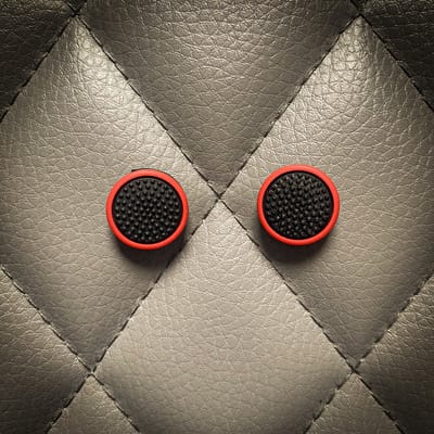 Gaming Thumb Grips - geschikt voor de Nintendo Switch (Oled, Lite) - 1 set = 2 duimgrips - zwart/rood