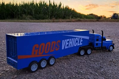 Klaar voor de rit? Stoere Blauwe Amerikaanse Truck zoekt nieuwe chauffeur!