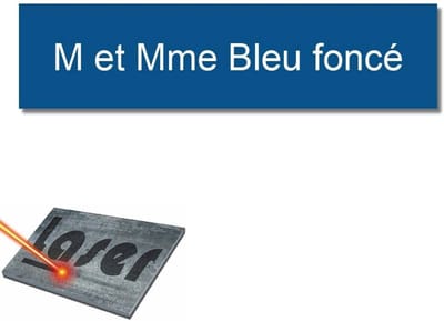 Gegraveerd Naamplaatje 10 x 2,5 cm Donkerblauw Zelfklevend Gepersonaliseerd 1-3 Regels