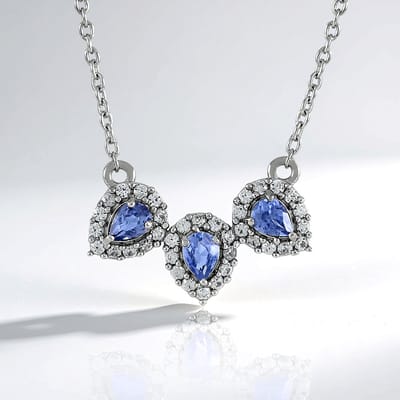 Cavill - Luxe Dames Halsketting 925 Sterling Zilver Platina - Blauwe Peervormige Ceylon Saffier 0,50ct & Cambodjaanse Zirkonia - Elegante Sieraden