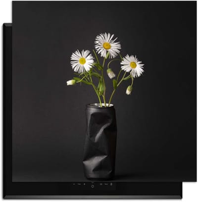 KitchenArt - Urban Daisy - Inductie Beschermer - 59x52 cm - Kookplaat Beschermer - Luxe Afdekplaat Inductieplaat - Anti-slip & Oprolbaar - Beschermmat Inductiekookplaat